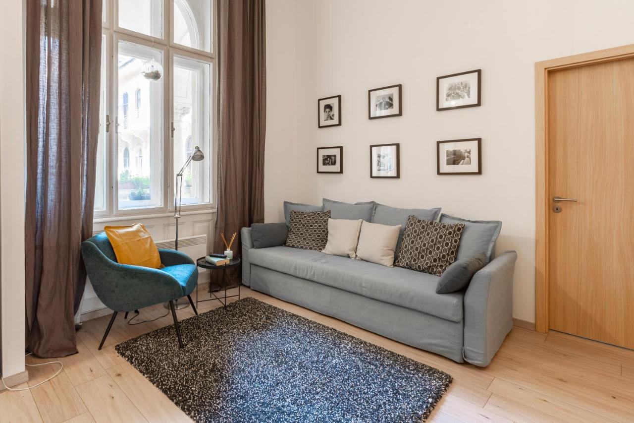 Deluxe Downtown Home By Elisabeth บูดาเปสต์ ภายนอก รูปภาพ