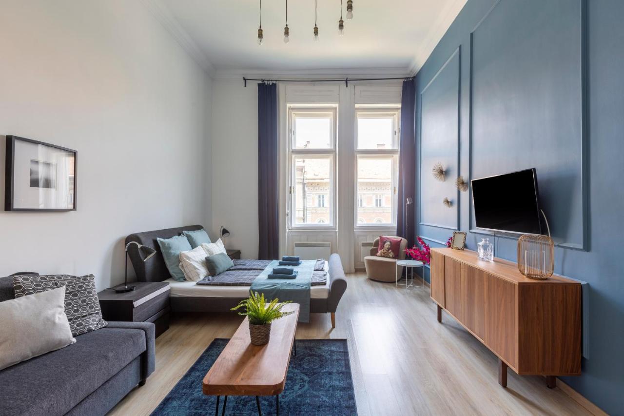 Deluxe Downtown Home By Elisabeth บูดาเปสต์ ภายนอก รูปภาพ