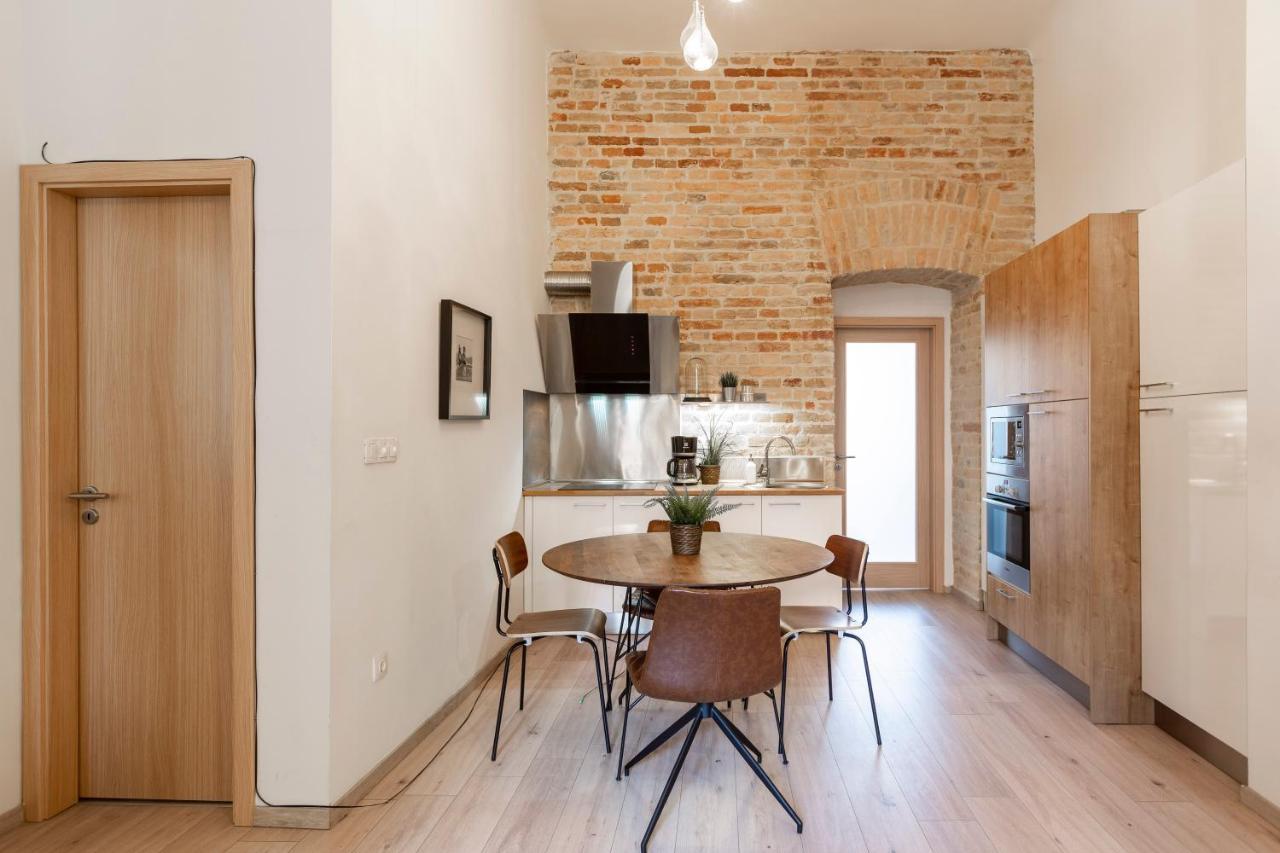 Deluxe Downtown Home By Elisabeth บูดาเปสต์ ภายนอก รูปภาพ