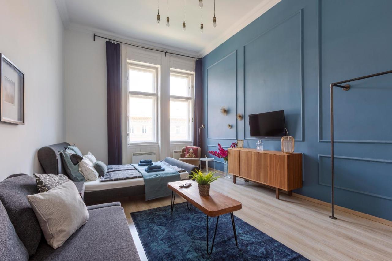 Deluxe Downtown Home By Elisabeth บูดาเปสต์ ภายนอก รูปภาพ